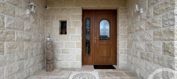 Villa de 4 dormitorios en Marcilly-en-Villette, France No. 52954 12