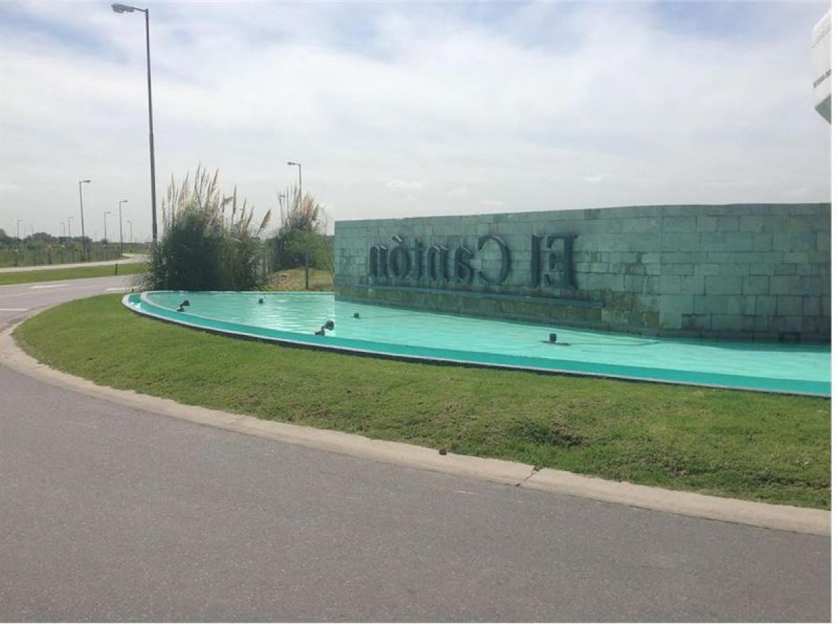 Земельный участок в Эскобар, Аргентина № 48563