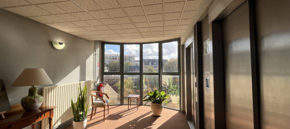 Studio in Troyes, France No. 93222 2