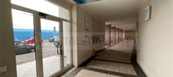 4 bedrooms Apartment in Turin, Italy No. 381560 7