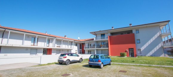 2غرفة منزل ذو طابقين في Udine, Italy رقم 18181 3