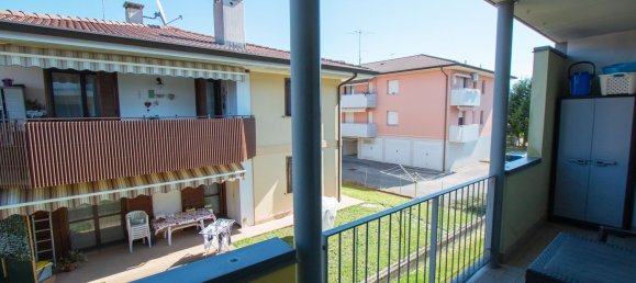 2غرفة منزل ذو طابقين في Udine, Italy رقم 18181 12