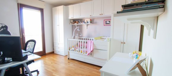 2غرفة منزل ذو طابقين في Udine, Italy رقم 18181 20