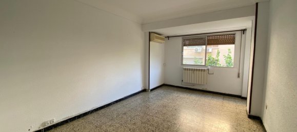 4 bedrooms Apartment in Zaragoza, Spain No. 143452 3