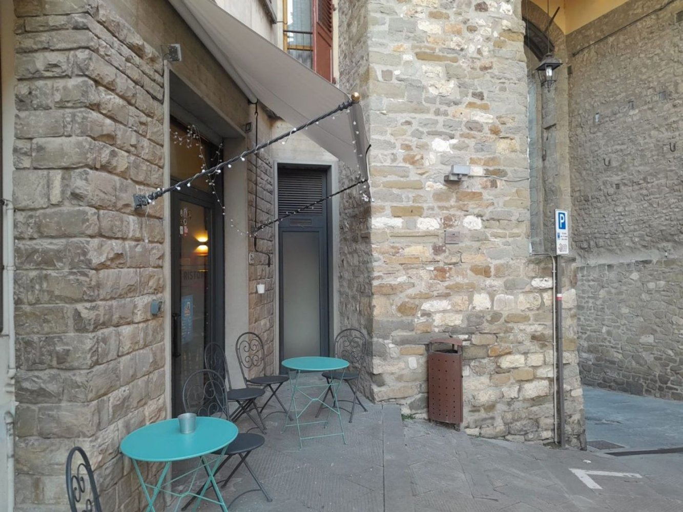 Propiedad comercial en Pontassieve, Italy 53 m² No. 131117