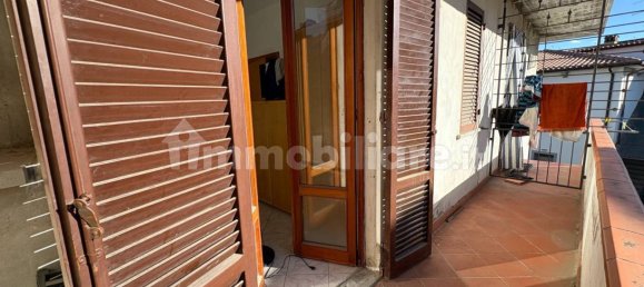 2 bedrooms Apartment in Arezzo, Italy No. 290916 16