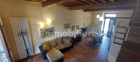 1 bedroom Apartment in Asciano, Italy No. 376060 2