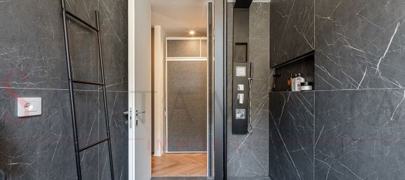 Apartamento de 2 dormitorios en Milan, Italy No. 358871 13