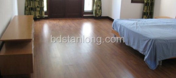 5 bedrooms Villa in Tay Ho, Vietnam No. 6367 10