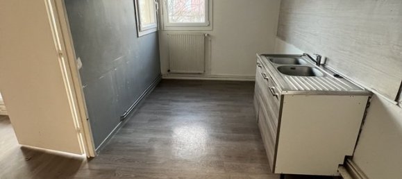 Apartamento de 4 habitaciónes en Creutzwald, France No. 44821 5