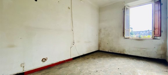 8 rooms House in Lucca, Italy No. 69675 17