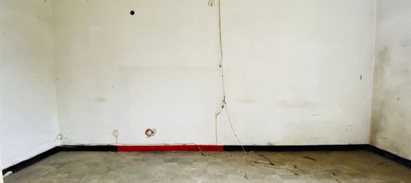 8 rooms House in Lucca, Italy No. 69675 18