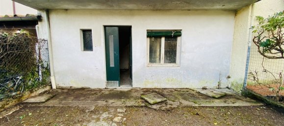 8 rooms House in Lucca, Italy No. 69675 6