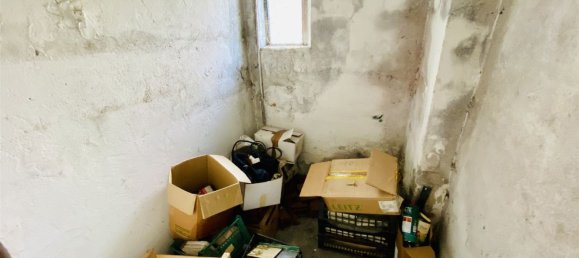 8 rooms House in Lucca, Italy No. 69675 15