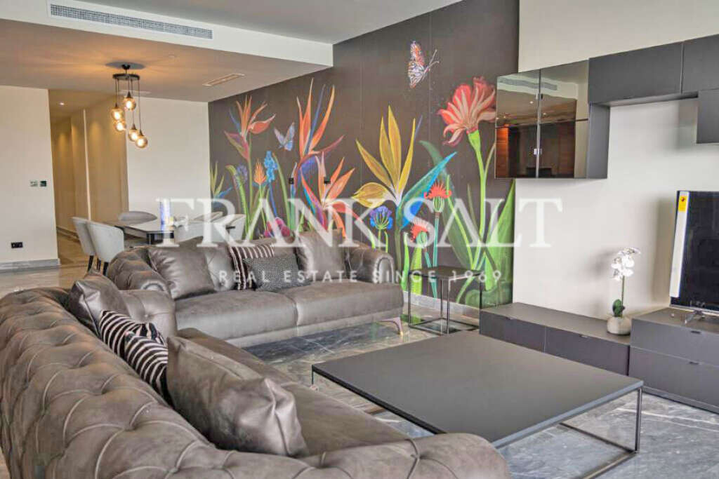 Apartamento de 3 dormitorios en Sliema, Malta No. 7523