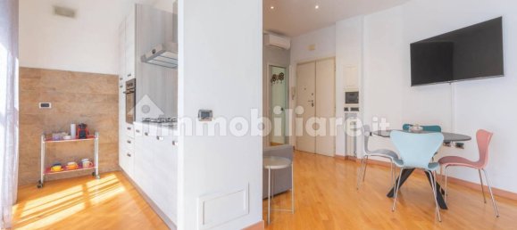 1 bedroom Apartment in Rome, Italy No. 206209 11