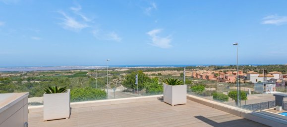 5 غرف نوم فيلا في San Miguel de Salinas, Spain رقم 184743 7