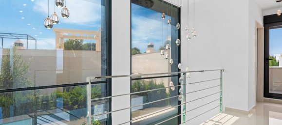 5 غرف نوم فيلا في San Miguel de Salinas, Spain رقم 184743 2