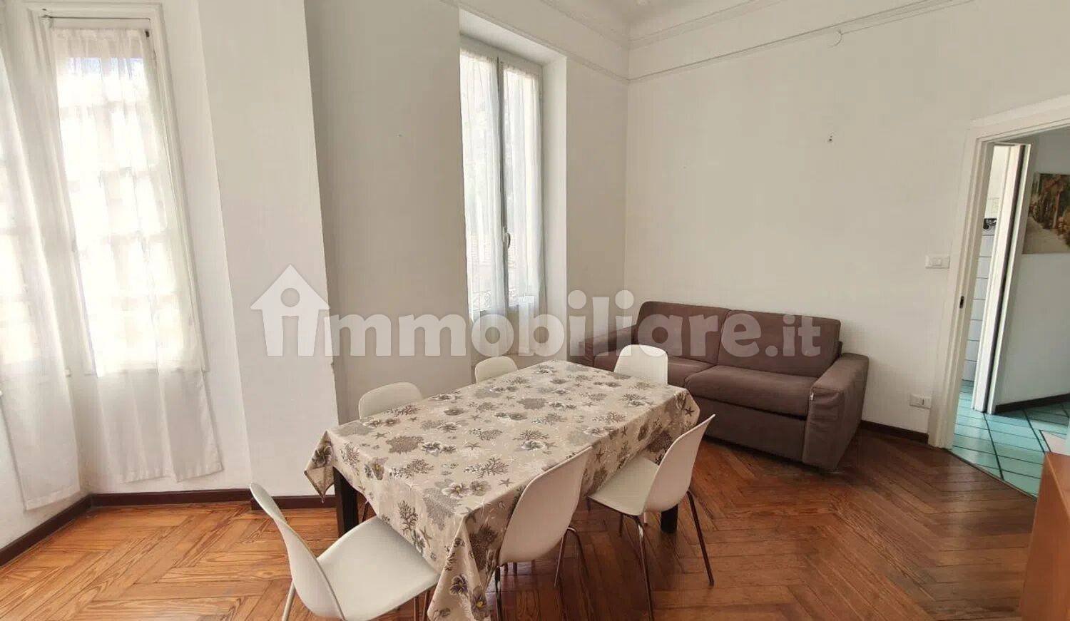 Apartamento de 3 dormitorios en Sanremo, Italy No. 398664
