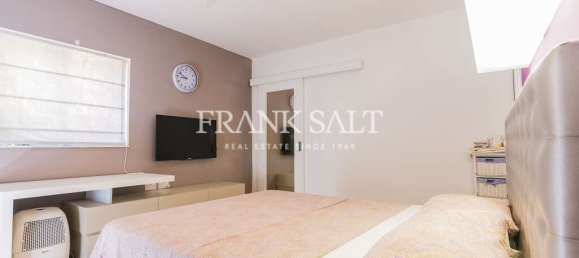 3 bedrooms Apartment in Swieqi, Malta No. 6813 23