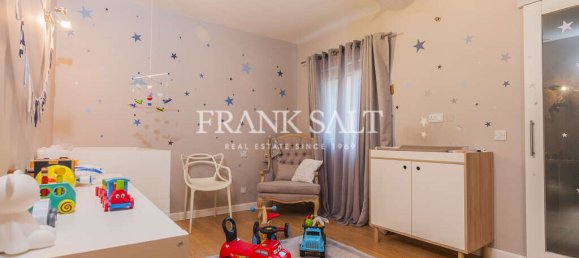 3 bedrooms Apartment in Swieqi, Malta No. 6813 25