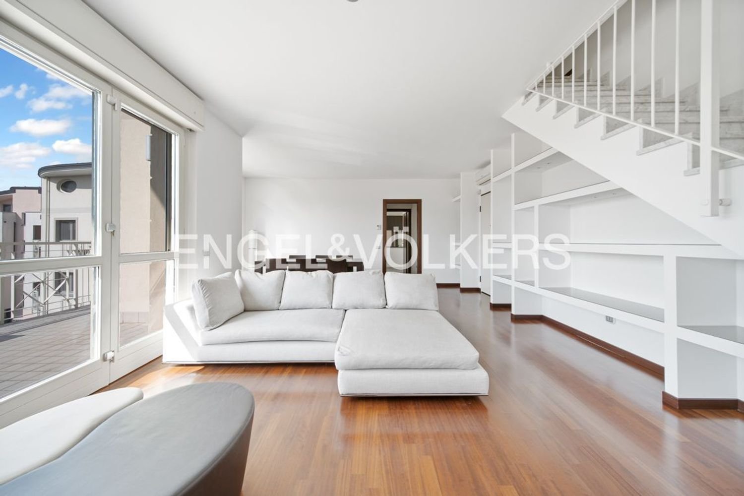 3 rooms Penthouse in Legnano, Italy No. 68071