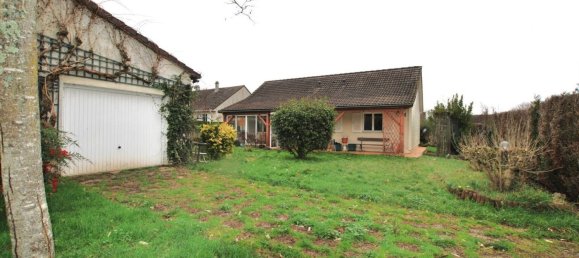 Casa de 3 dormitorios en Ouzouer-sur-Trezee, France No. 81301 22