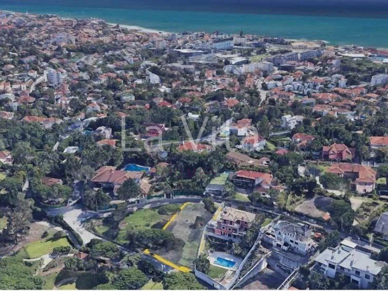  Land in Cascais, Portugal No. 122359