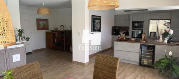 4 bedrooms Villa in Les Vans, France No. 307736 5