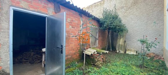 Casa de 6 dormitorios en León, Spain No. 29000 15