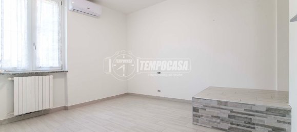 3-Zimmer Haus in Guanzate, Italy, Nr. 269378 11