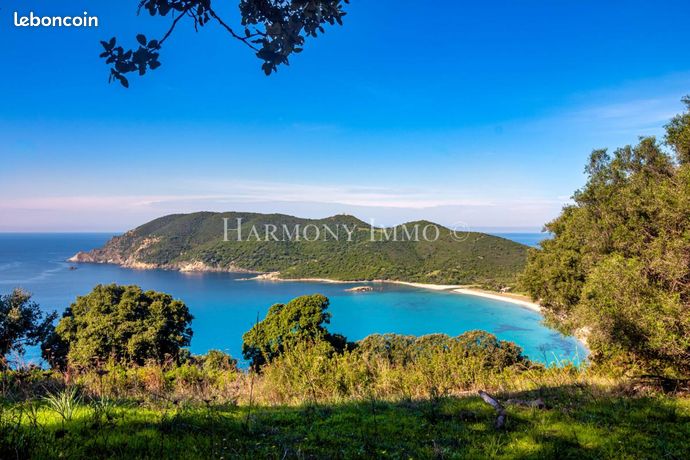 35000m² Commercial property in Ajaccio, France No. 304171