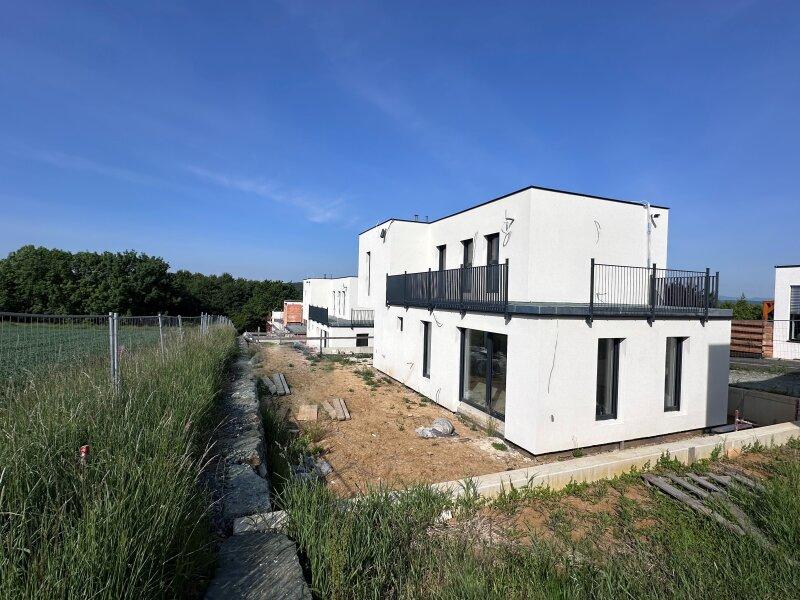 4غرفة منزل في Grosspetersdorf, Austria رقم 176381