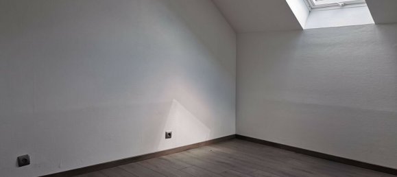 1 bedroom Building in Villaines-la-Juhel, France No. 357626 3