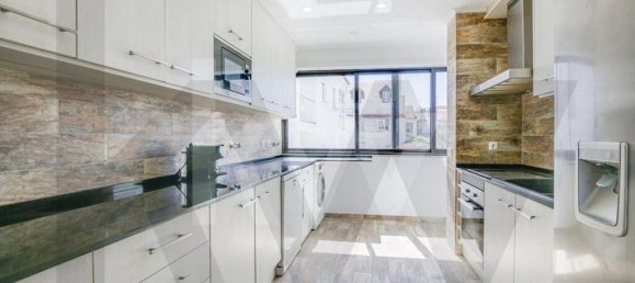 4 bedrooms Duplex in Cascais, Portugal No. 116617 5