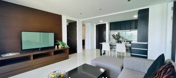 2 bedrooms Condo in Si Racha, Thailand No. 15463 9