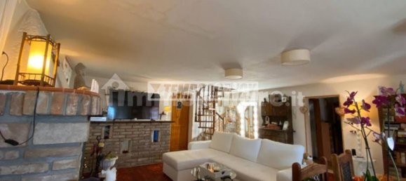 4-Zimmer Haus in Serramazzoni, Italy, Nr. 229611 10