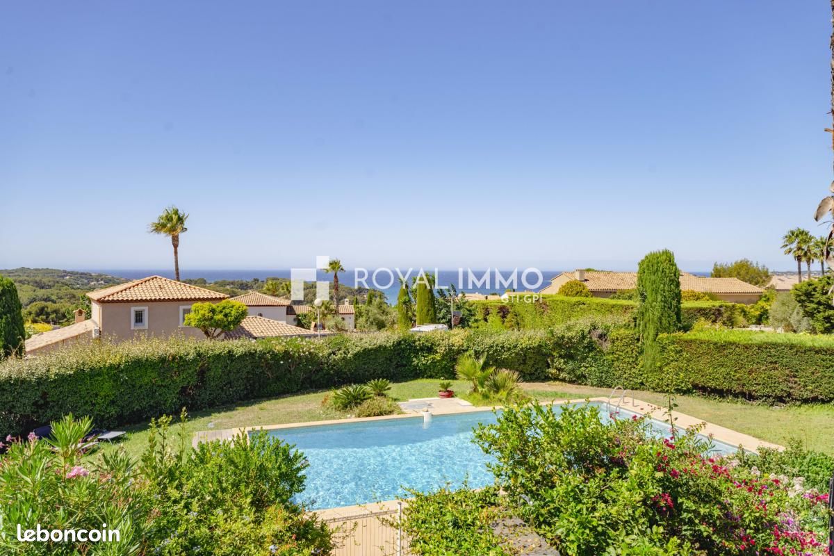 2 chambres Duplex à Sanary-sur-Mer, France No. 277214