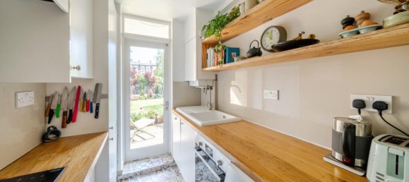 2 bedrooms Apartment in London, United Kingdom No. 7615 32