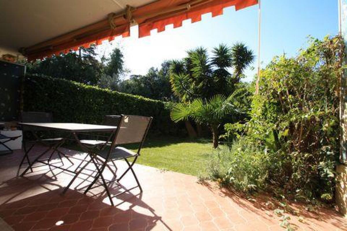 2 bedrooms Condo in Cannes, France No. 14538