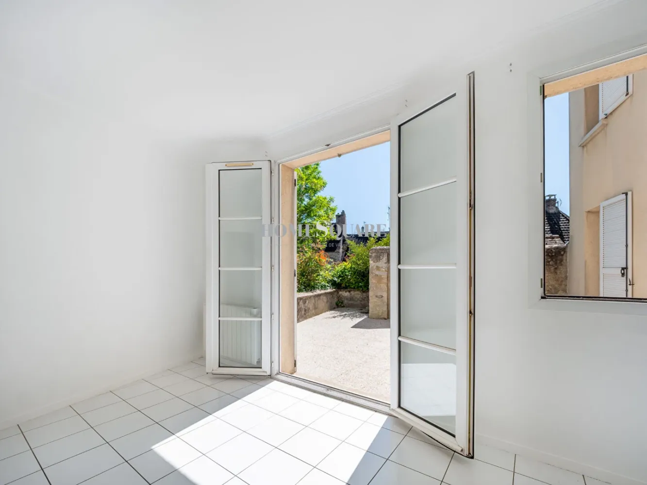 Коммерческая недвижимость 39м² в Санлис, Франция № 317038