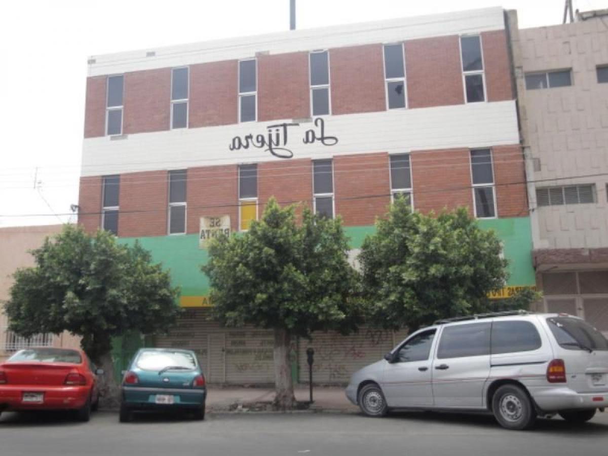  Building in Playa Vicente, Mexico No. 201054