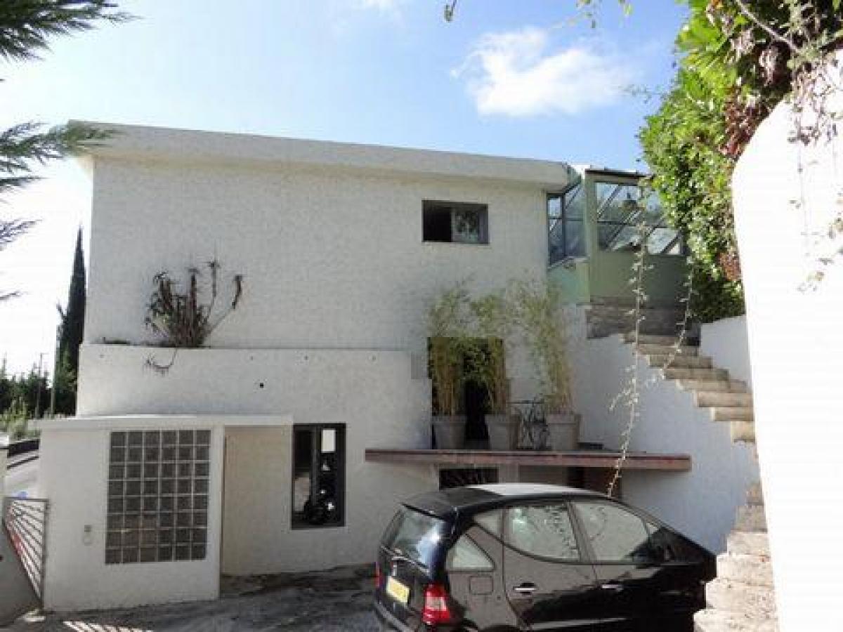 2 bedrooms House in Vence, France No. 11680