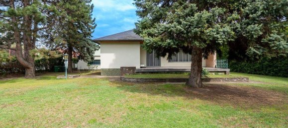  Land in Vienna, Austria No. 198062 8