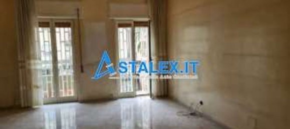 Apartamento de 6 habitaciónes en Naples, Italy No. 228047 2