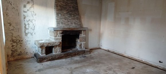 2 bedrooms House in Finistere, France No. 201607 3