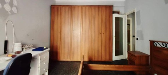 3 rooms Apartment in Genoa, Italy No. 36310 4