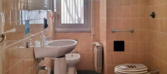 3 rooms Apartment in Genoa, Italy No. 36310 16