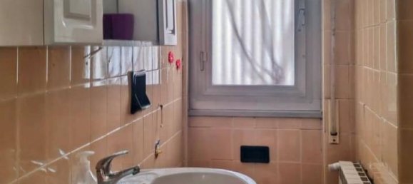 3 rooms Apartment in Genoa, Italy No. 36310 17