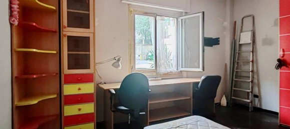 3 rooms Apartment in Genoa, Italy No. 36310 11